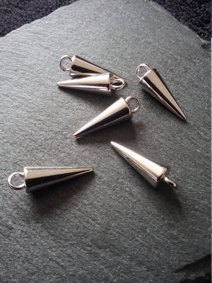 10 or 50 Silver Tone Cone Spike Pendants Charms Solid Smooth 22x7mm