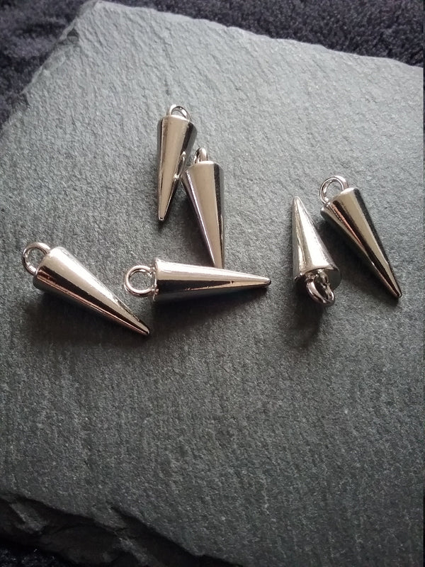 10 or 50 Silver Tone Cone Spike Pendants Charms Solid Smooth 22x7mm