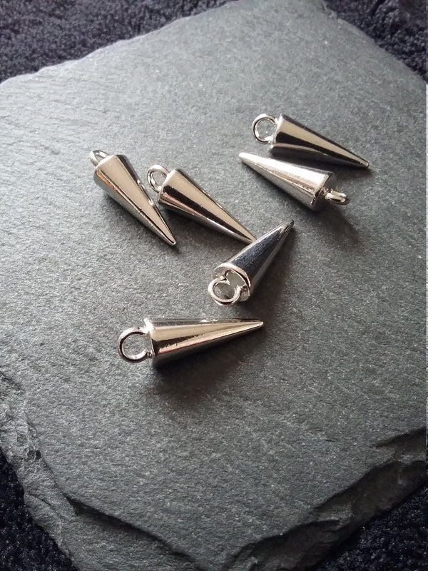 10 or 50 Silver Tone Cone Spike Pendants Charms Solid Smooth 22x7mm