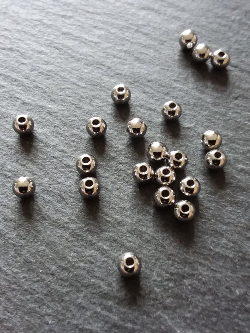 10 or 50 Stainless Steel 5mm Smooth Solid Round Spacer Beads 5x4.1mm Hole: 2mm - ContentedCatz