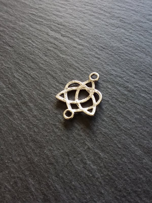 10 or 50 Celtic Knot Connector Charms Antique Silver Tone 24x19mm