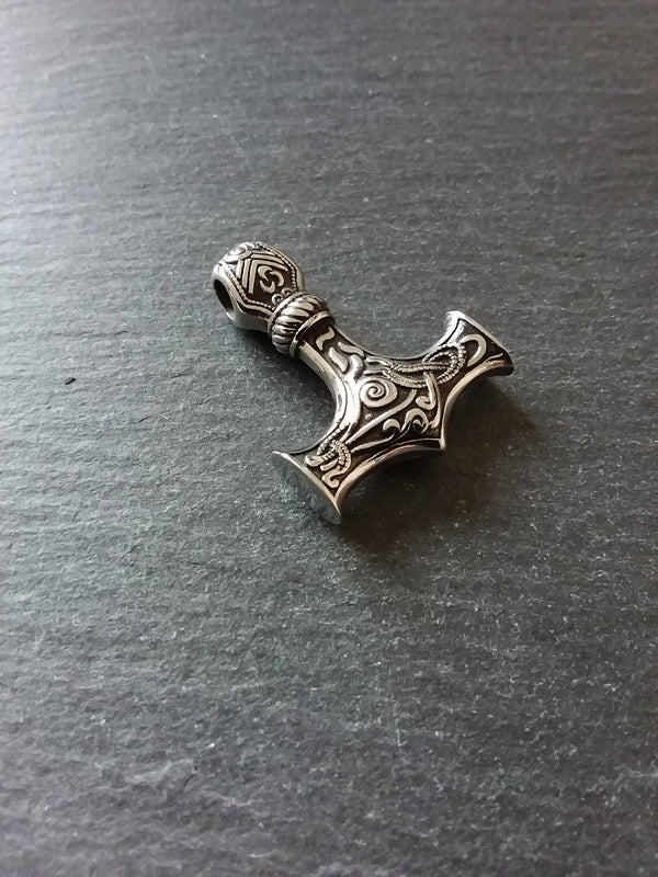 1 or 5 Solid Stainless Steel Thors Hammer Mjölnir Pendant 37x30x9mm
