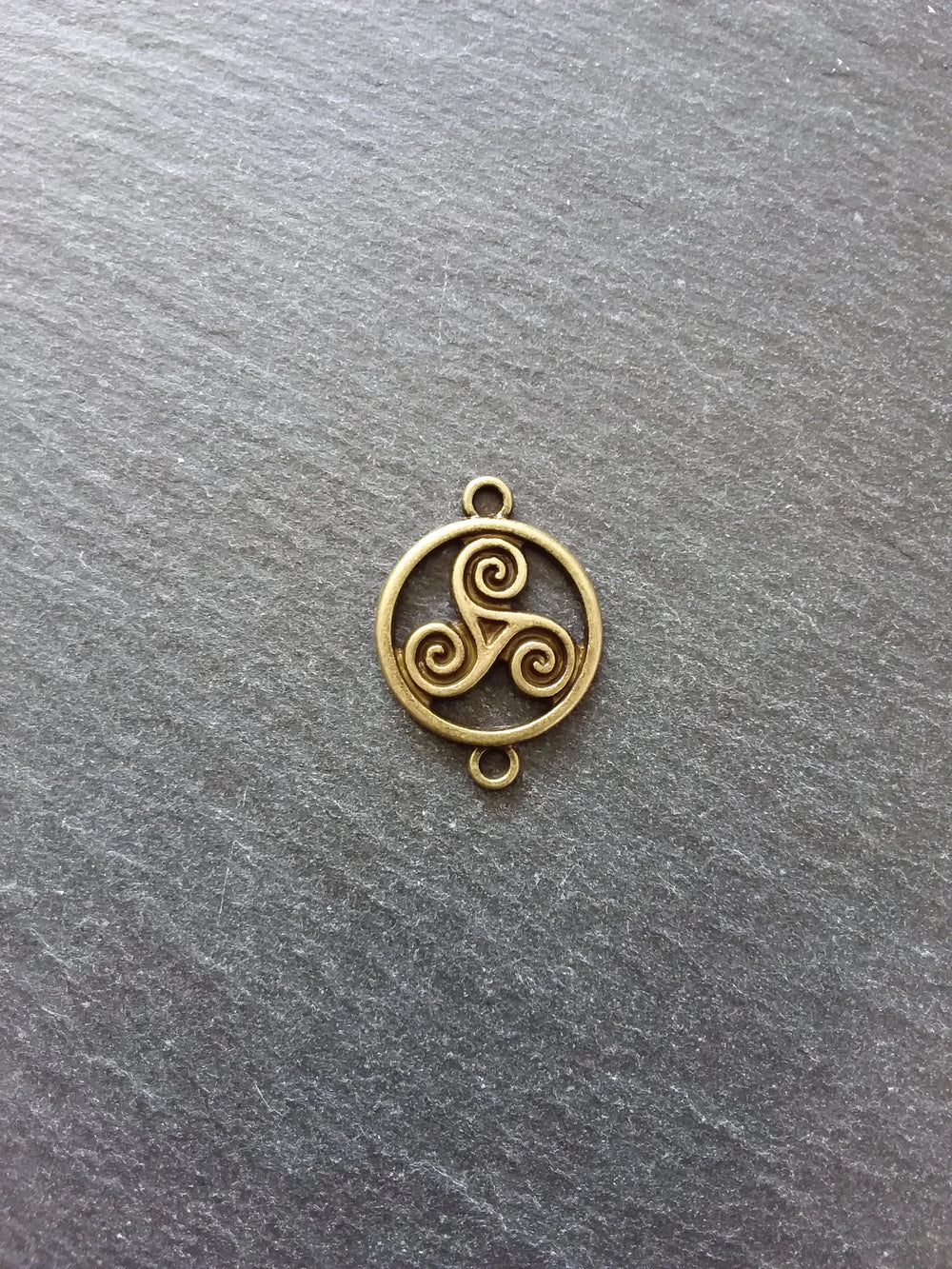 6 or 30 Triple Spiral Triskelion Celtic Connector Charms Antique Bronze Tone Round  28x20mm - ContentedCatz