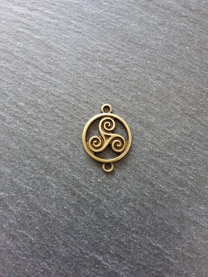 6 or 30 Triple Spiral Triskelion Celtic Connector Charms Antique Bronze Tone Round  28x20mm - ContentedCatz