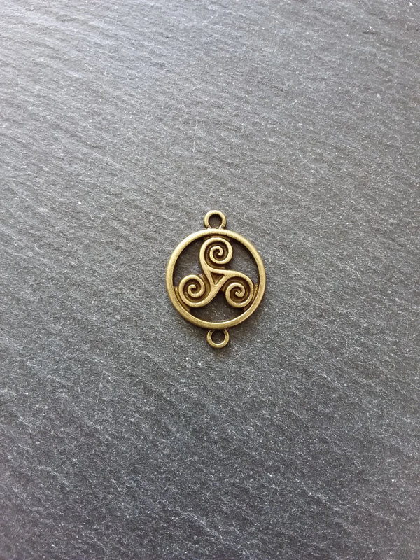 6 or 30 Triple Spiral Triskelion Celtic Connector Charms Antique Bronze Tone Round  28x20mm - ContentedCatz