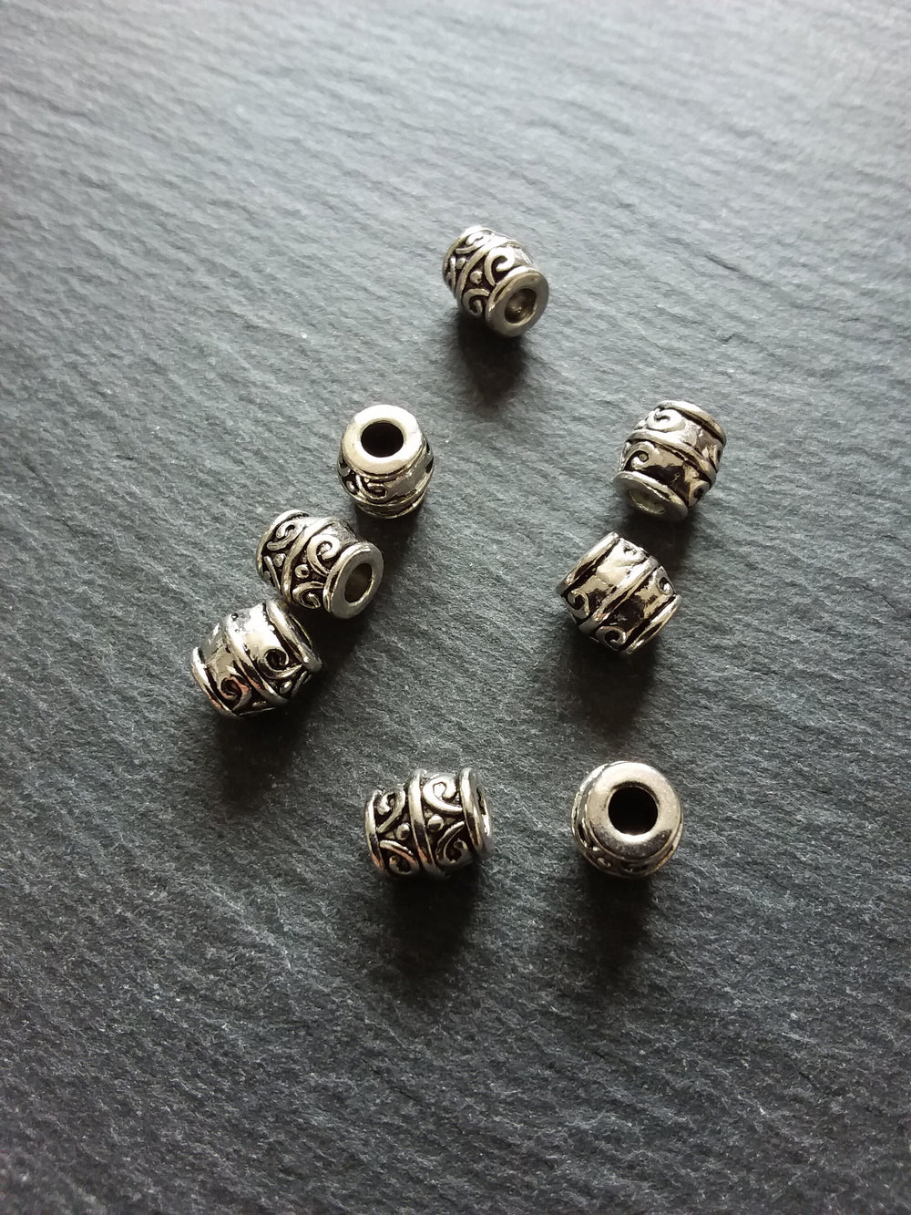 20 or 100 Patterned 8mm Barrel Beads Antique Silver Tone Alloy 8x8mm Hole: 3mm NICKEL FREE