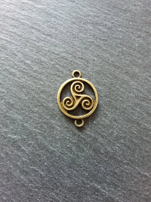 6 or 30 Triple Spiral Triskelion Celtic Connector Charms Antique Bronze Tone Round  28x20mm - ContentedCatz