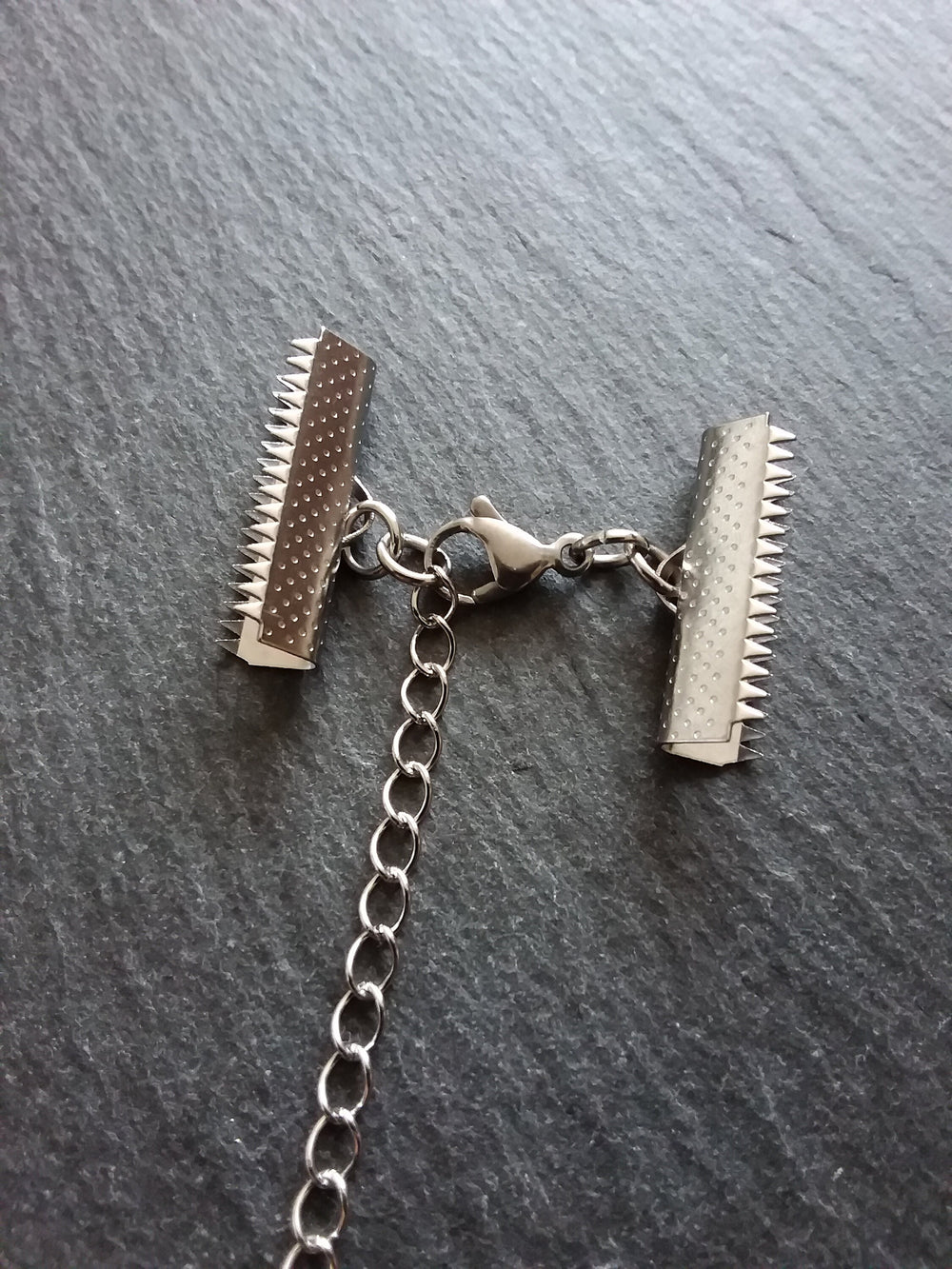 4 or 20 Stainless Steel Patterned Crimp End Sets for 25mm (1 inch) Ribbon with Lobster Clasps & Extender Chain
