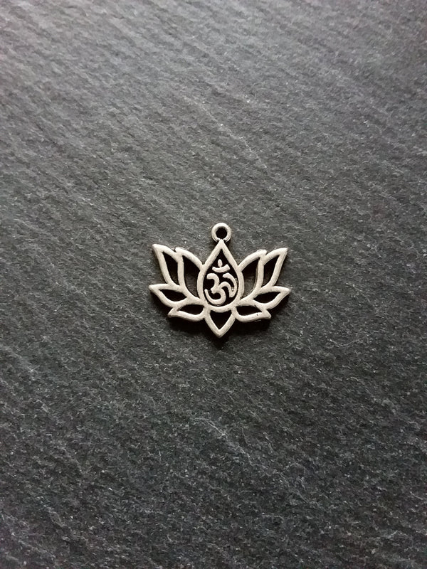 10 or 50 Lotus Flower with Ohm Charms Silver Tone Alloy 20x16mm