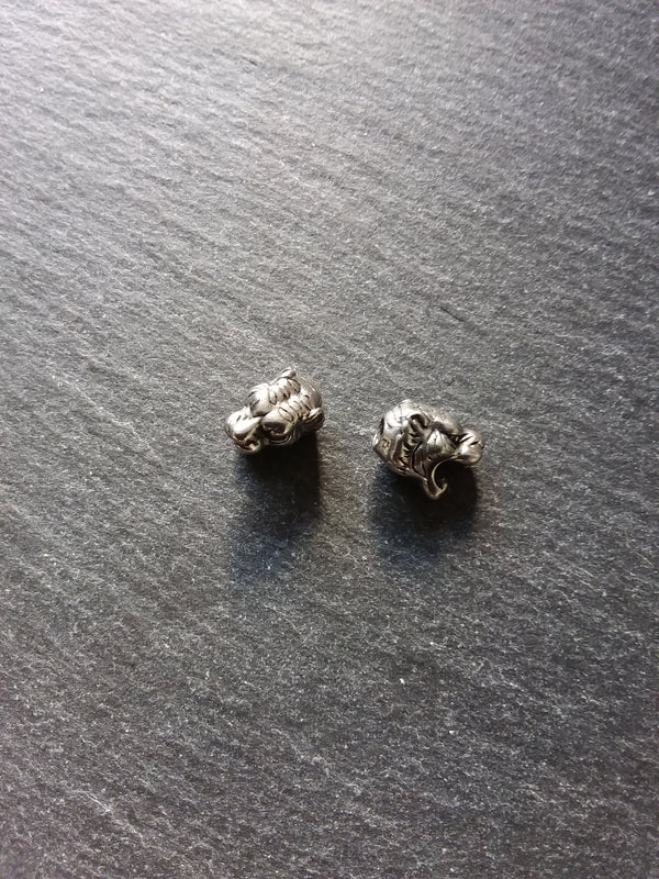 1 or 5 Stainless Steel Tiger Head Beads 11x8x9.5mm Hole: 2.5mm Front to Back