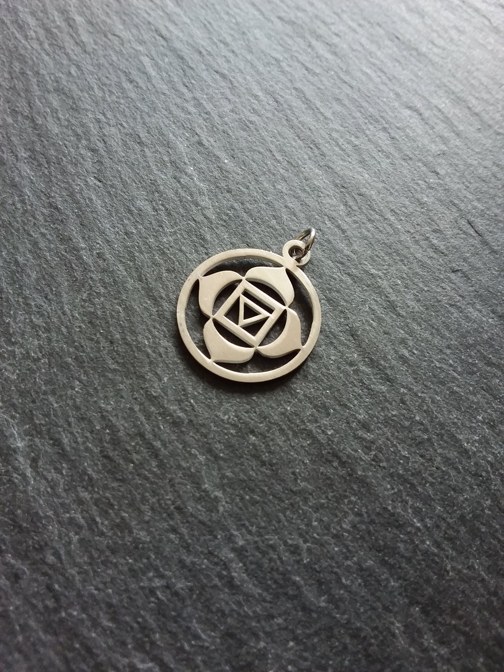 1 or 5 Stainless Steel Muladhara Root Chakra Flower Charms Flat 22x19mm
