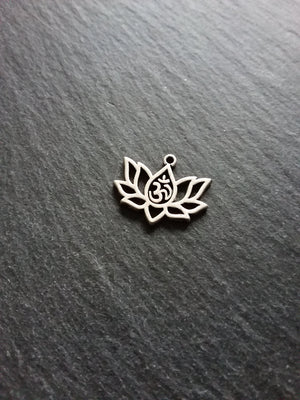 10 or 50 Lotus Flower with Ohm Charms Silver Tone Alloy 20x16mm