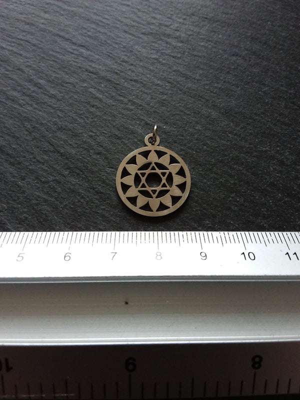1 or 5 Stainless Steel Anahata Heart Chakra Star Charms Flat 22x19mm