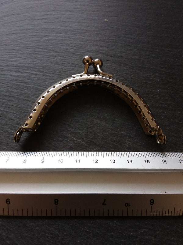 Plain Bright Silver 9cm Metal Arch Frame Kiss Clasp For Purse Bag (3 4/8 inch) - ContentedCatz