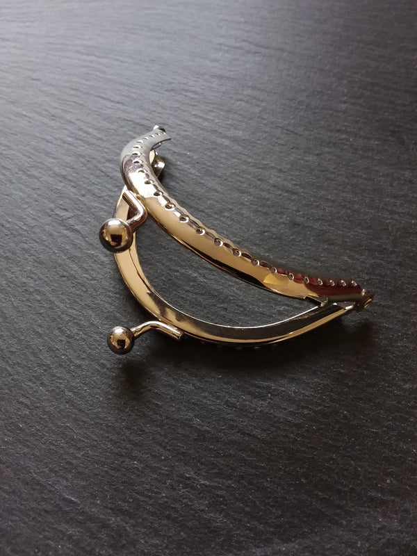 Plain Bright Silver 9cm Metal Arch Frame Kiss Clasp For Purse Bag (3 4/8 inch) - ContentedCatz