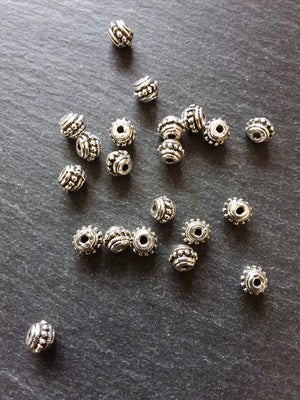 10 or 50 Bali Style Spacer Beads Antique Silver Tone 8x6mm Hole: 2.1mm