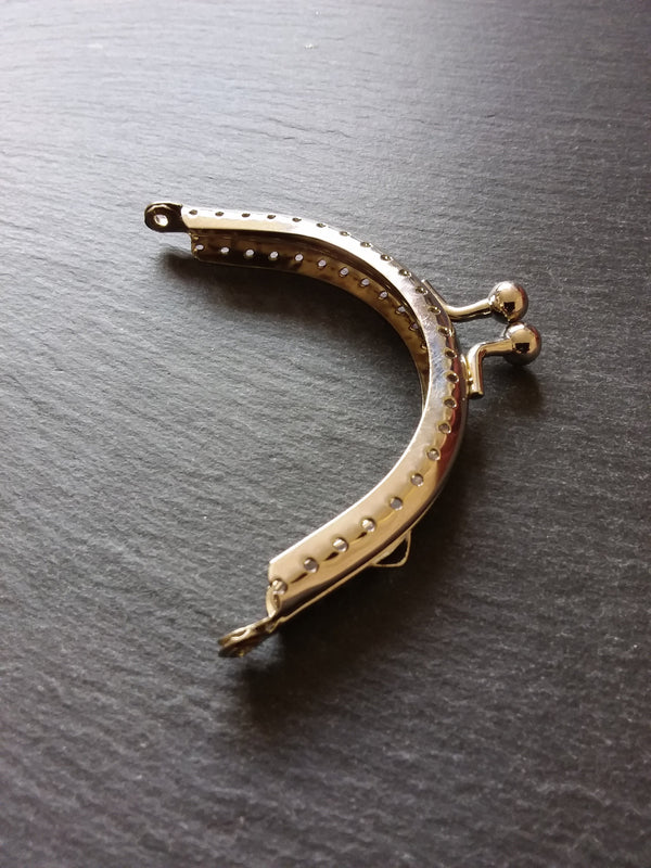 Plain Bright Silver 9cm Metal Arch Frame Kiss Clasp For Purse Bag (3 4/8 inch) - ContentedCatz