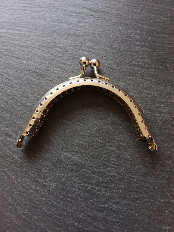 Plain Bright Silver 9cm Metal Arch Frame Kiss Clasp For Purse Bag (3 4/8 inch) - ContentedCatz