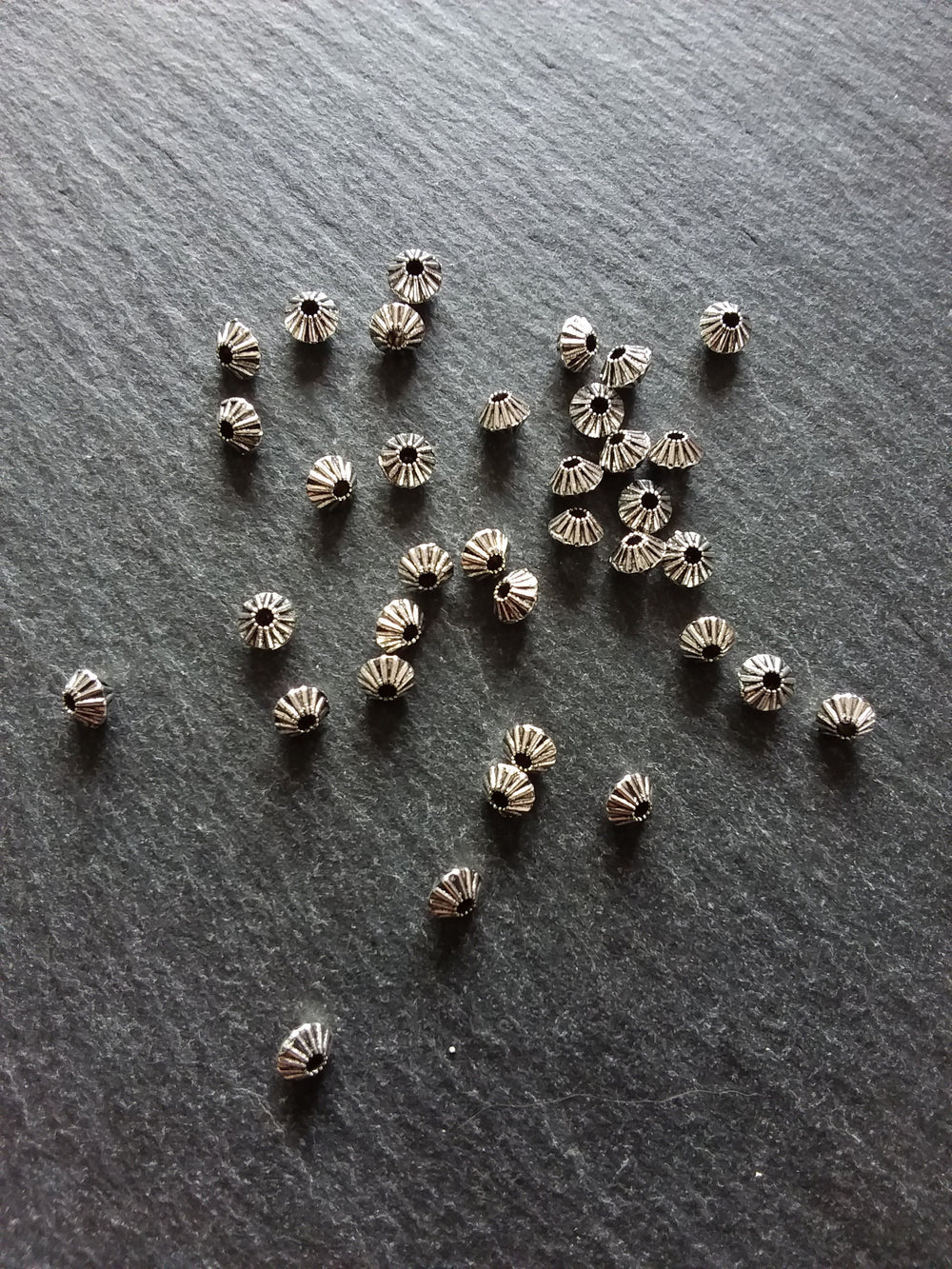 40 or 200 Bicone 5mm Antique Silver Tone Striped Spacer Beads 5x4mm. Hole: 1mm - ContentedCatz