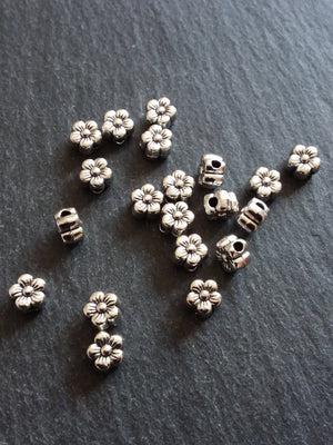 20 or 100 Flower Spacer Beads 6mm Antique Silver Tone Alloy 6x4mm Hole: 1.8mm