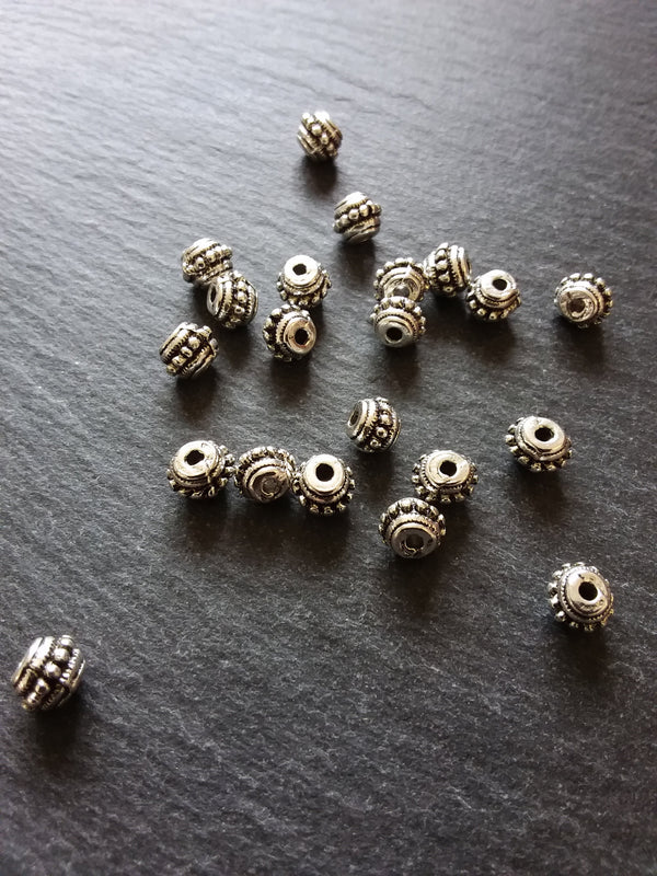 10 or 50 Bali Style Spacer Beads Antique Silver Tone 8x6mm Hole: 2.1mm