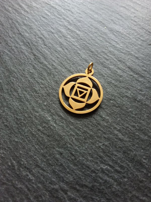 1 or 5 Golden Stainless Steel Muladhara Root Chakra Flower Charms Flat 22x19mm