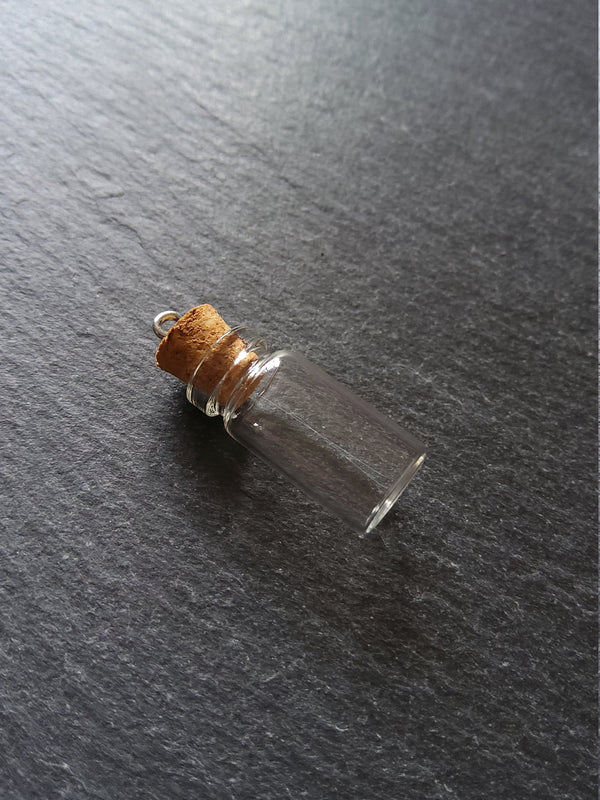 2 Little Glass Bottles 1ml Vials with Cork Stopper and Hook. Size 22x11mm