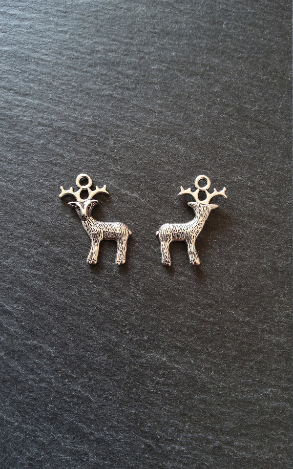 10 or 50 Reindeer Charms Antique Silver Tone Alloy 24x19x3.5mm