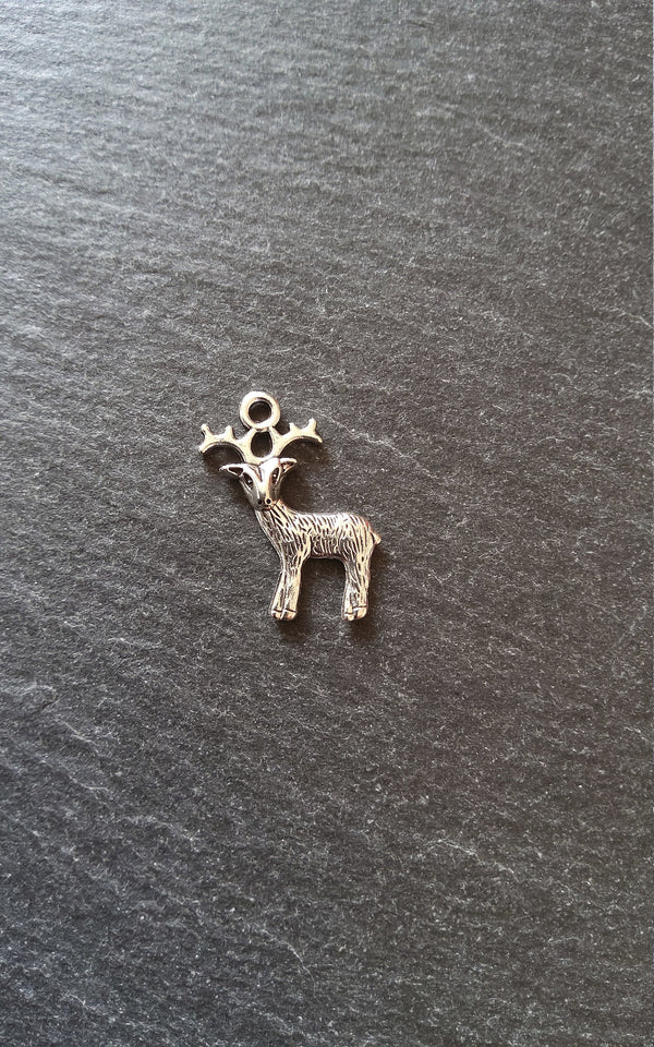 10 or 50 Reindeer Charms Antique Silver Tone Alloy 24x19x3.5mm