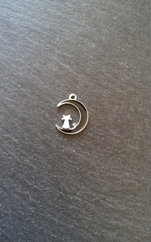 6 or 30 Cat & Crescent Moon Charms Silver Tone Alloy with Black Enamel 20x16mm - ContentedCatz
