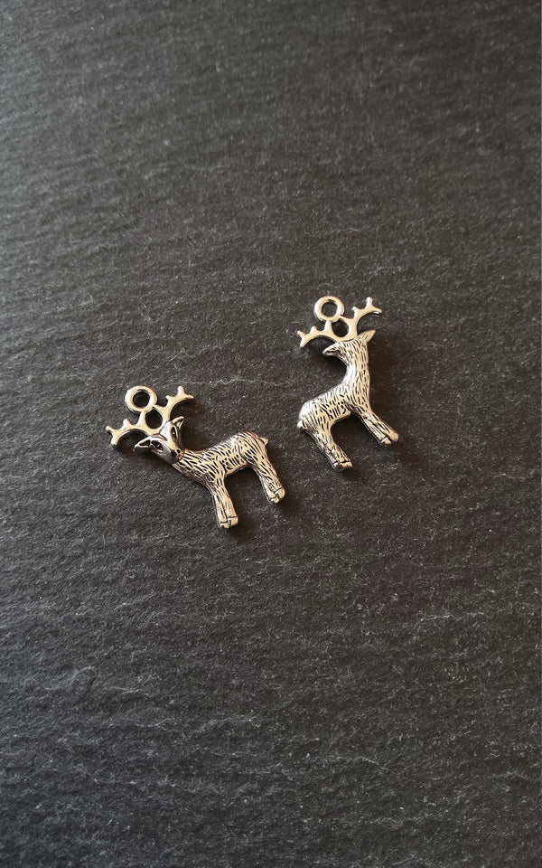10 or 50 Reindeer Charms Antique Silver Tone Alloy 24x19x3.5mm