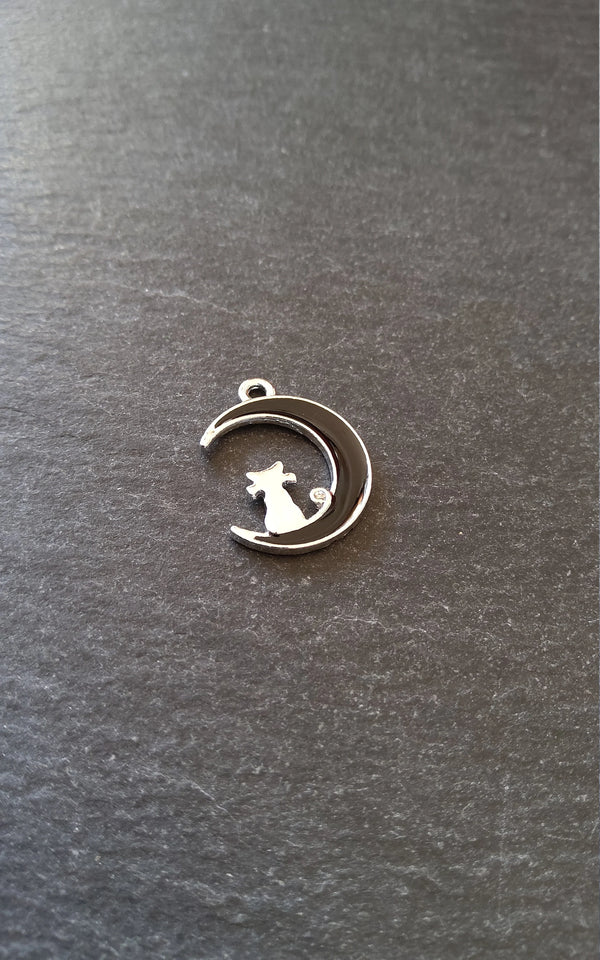 6 or 30 Cat & Crescent Moon Charms Silver Tone Alloy with Black Enamel 20x16mm - ContentedCatz