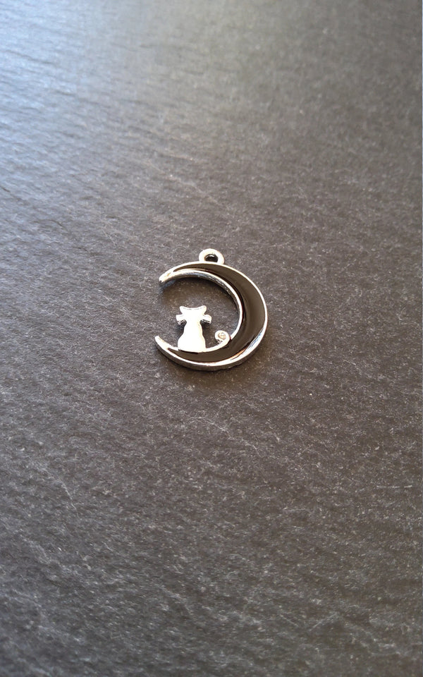 6 or 30 Cat & Crescent Moon Charms Silver Tone Alloy with Black Enamel 20x16mm - ContentedCatz