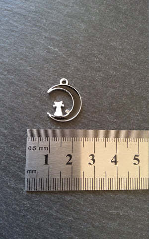 6 or 30 Cat & Crescent Moon Charms Silver Tone Alloy with Black Enamel 20x16mm - ContentedCatz