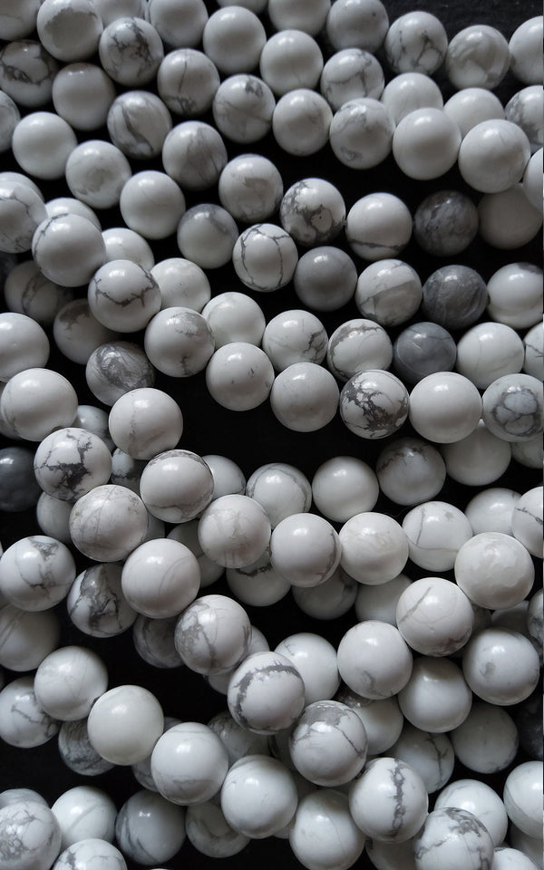 8.5mm Natural White Howlite Round Polished Undyed Beads Full 15.7 inch Strand (HW8-4)