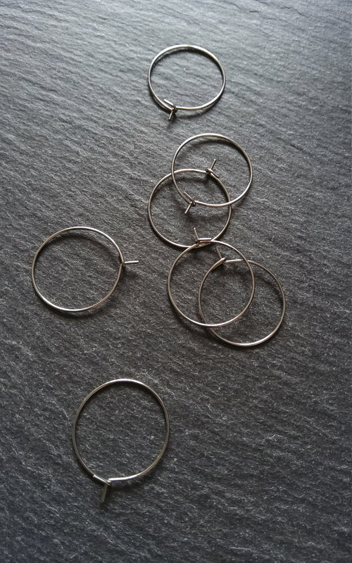 6 or 30 Stainless Steel Hoops Open Hook 29x25mm - ContentedCatz