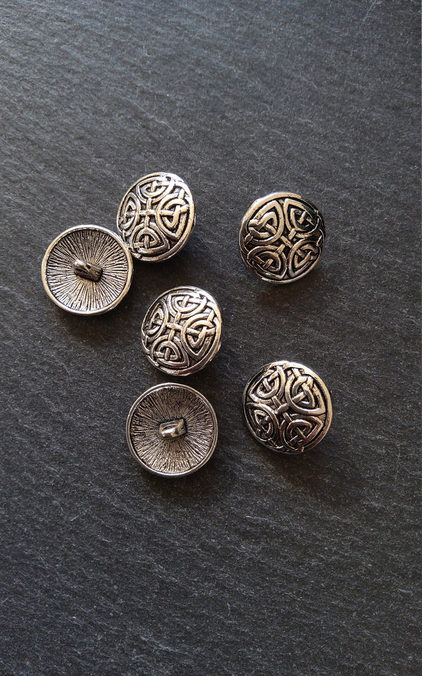 6 or 30 Celtic Knot Silver Tone Metal Buttons 17mm (5/8") Fasteners