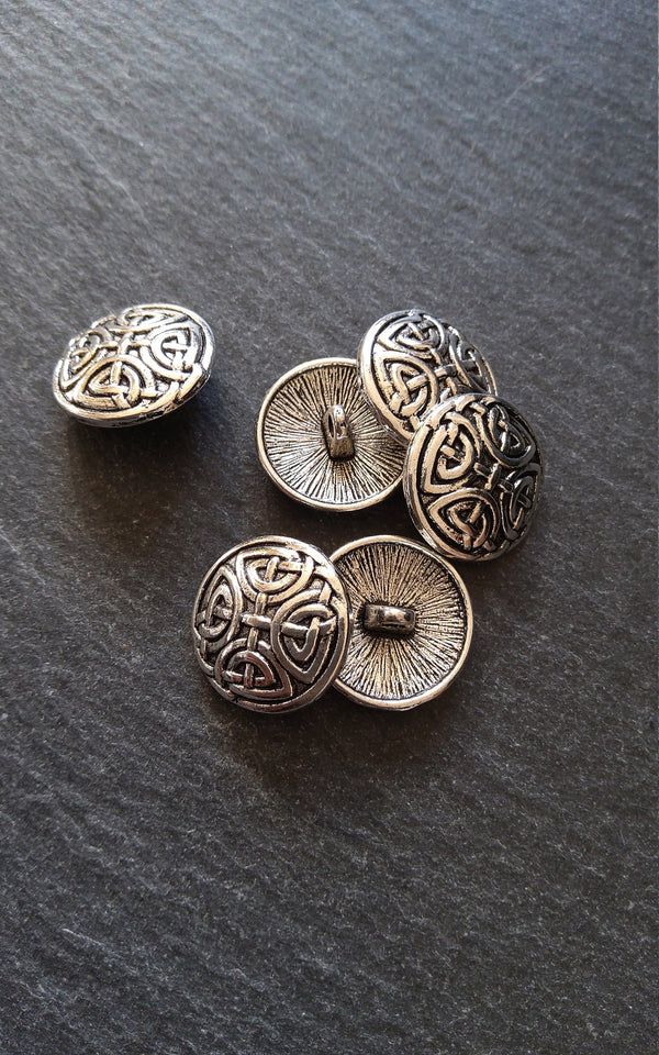 6 or 30 Celtic Knot Silver Tone Metal Buttons 17mm (5/8") Fasteners