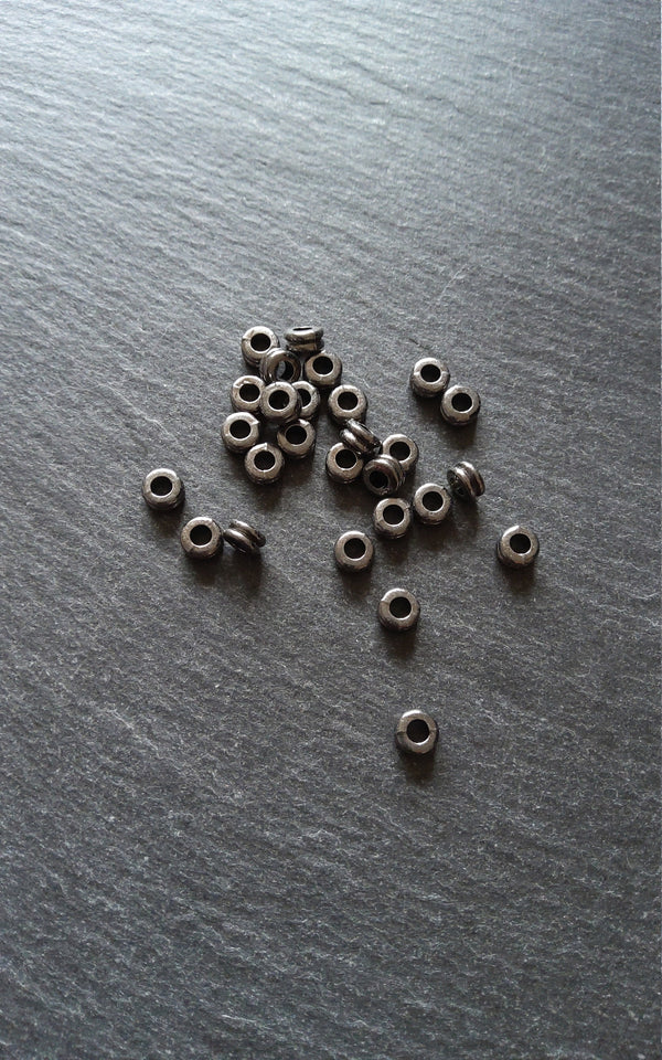 40 or 200 Gunmetal 6mm Flattened Round Macaron Spacer Beads 6x3mm Hole: 2mm