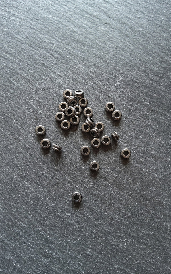 40 or 200 Gunmetal 6mm Flattened Round Macaron Spacer Beads 6x3mm Hole: 2mm