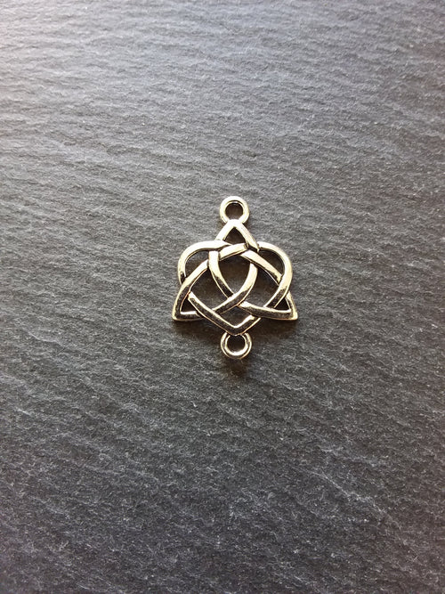 10 or 50 Celtic Knot Connector Charms Antique Silver Tone 24x19mm