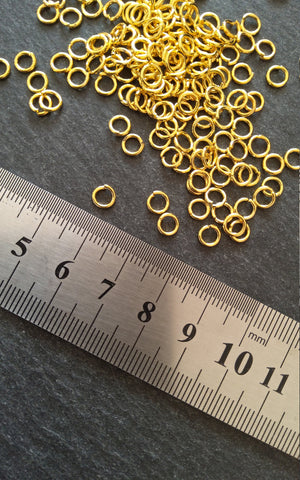 200 or 1000 Bright Gold Plated 5mm Jump Rings Strong 0.9mm (20 Gauge)