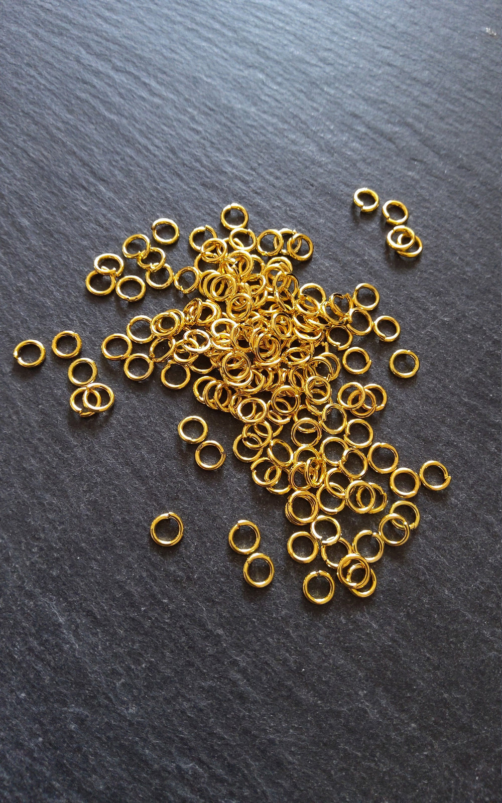 200 or 1000 Bright Gold Plated 5mm Jump Rings Strong 0.9mm (20 Gauge)