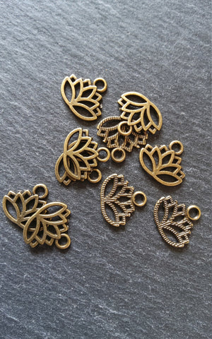 20 or 100 Antique Bronze Tone 17x15mm Tone Lotus Flower Charms