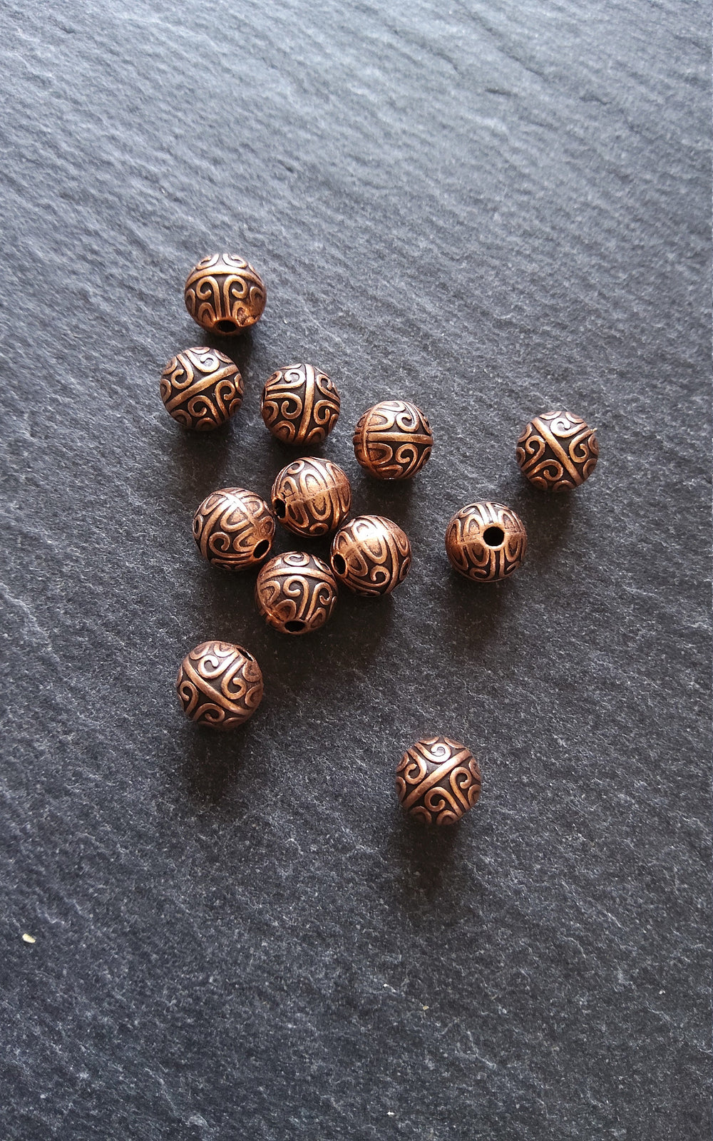 20 or 100 Chinese Design 7mm Beads Antique Red Copper Tone Alloy Round Spacer Ball Hole: 1.4mm