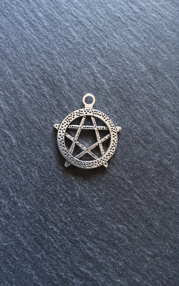 6 or 30 Pentagram Pendants Antique Silver Alloy 31x28mm