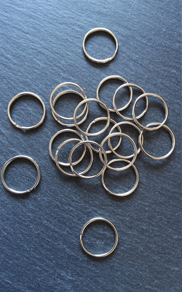 50 Round 20mm, 24mm or 25mm Silver Tone Split Rings for Keyrings