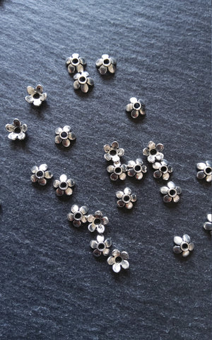 100 or 400 Flower Bead Caps 6mm Antique Silver Tone