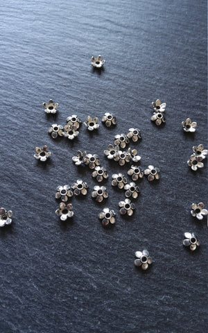 100 or 400 Flower Bead Caps 6mm Antique Silver Tone