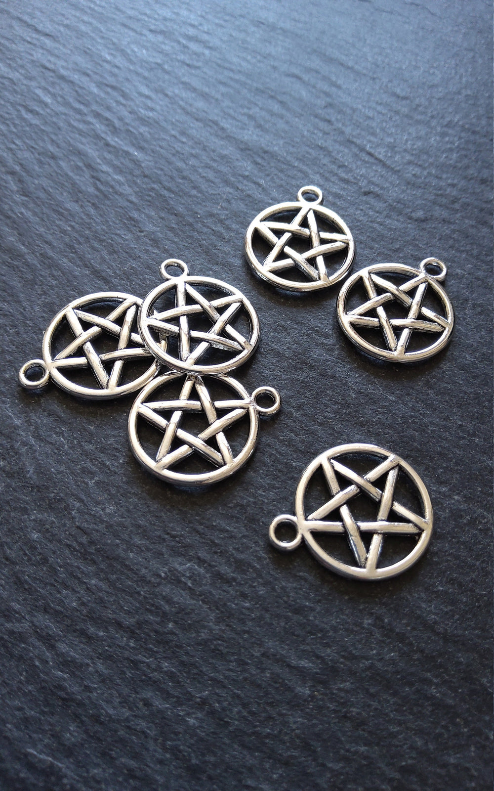 10 or 50 Pentagram Charms Antique Silver Tone 20x17mm